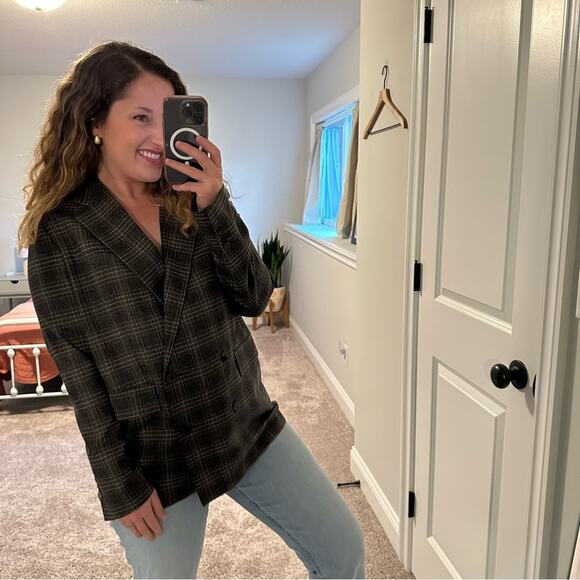 Theory Gray Plaid Wool Double Breasted Blazer Jacket 8 - Picture 5 of 14